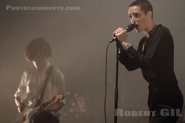 SAVAGES - 2013-10-31 - PARIS - Grande Halle de La Villette - Camille Berthomier - Gemma Thompson